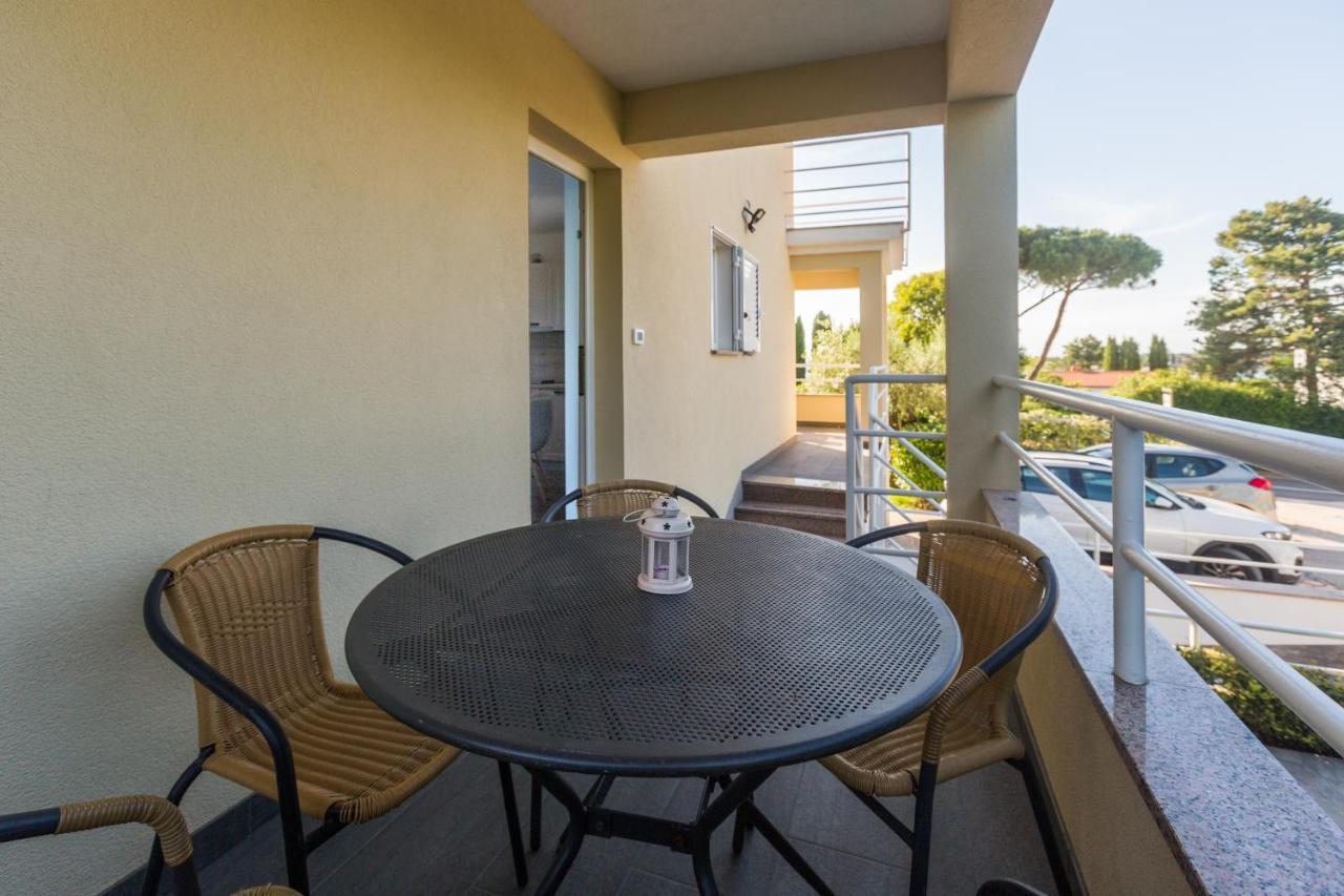 Apartmani Martincic Novigrad Istria Eksteriør billede
