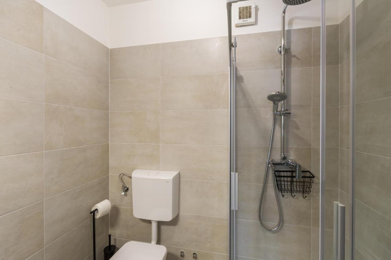 Apartmani Martincic Novigrad Istria Eksteriør billede