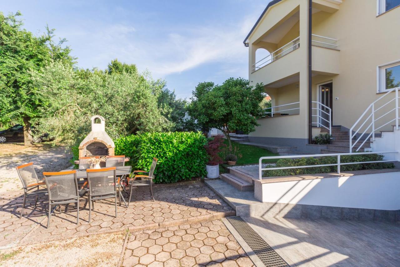 Apartmani Martincic Novigrad Istria Eksteriør billede